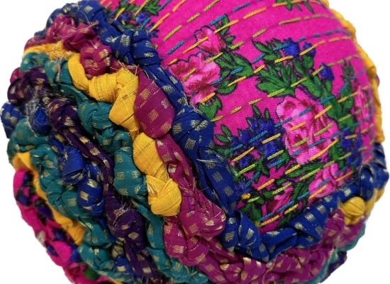 Prayer of Day Twenty Six Work Size: 70 cm Medium: Hand sewing on fabric